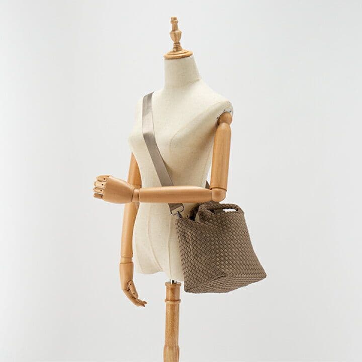 新品未使用NAGHEDI St. Barths Small Tote カシミア