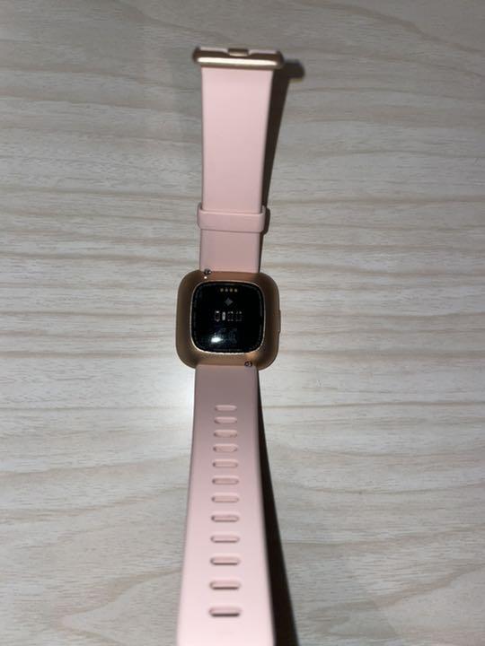 人気新作 Fitbit ペタル カッパーローズ アルミニウム ODmei-m14805427776 VERSA 2 高評価安い