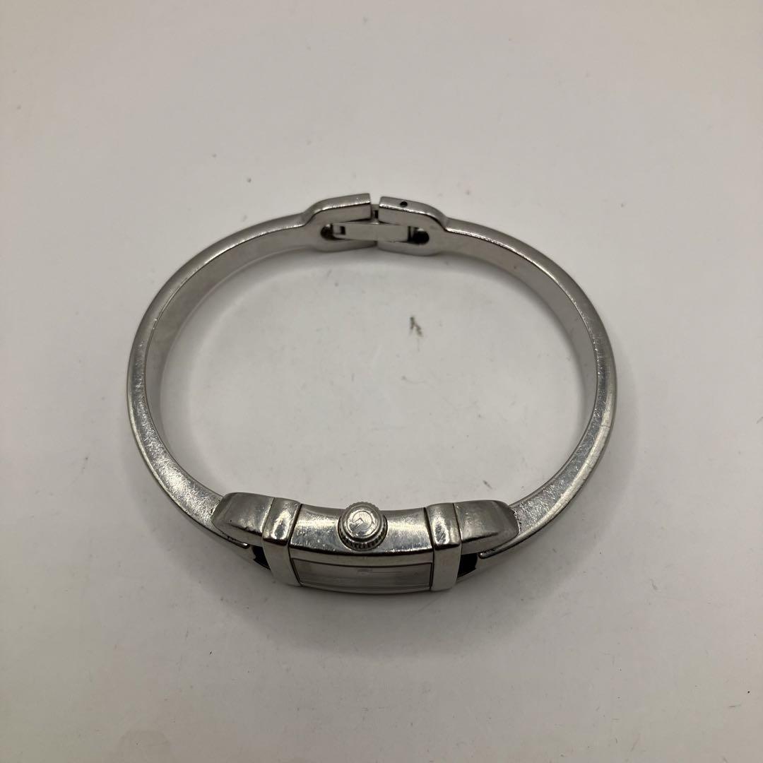 ○ GUCCI グッチ 6800L バングルウォッチ