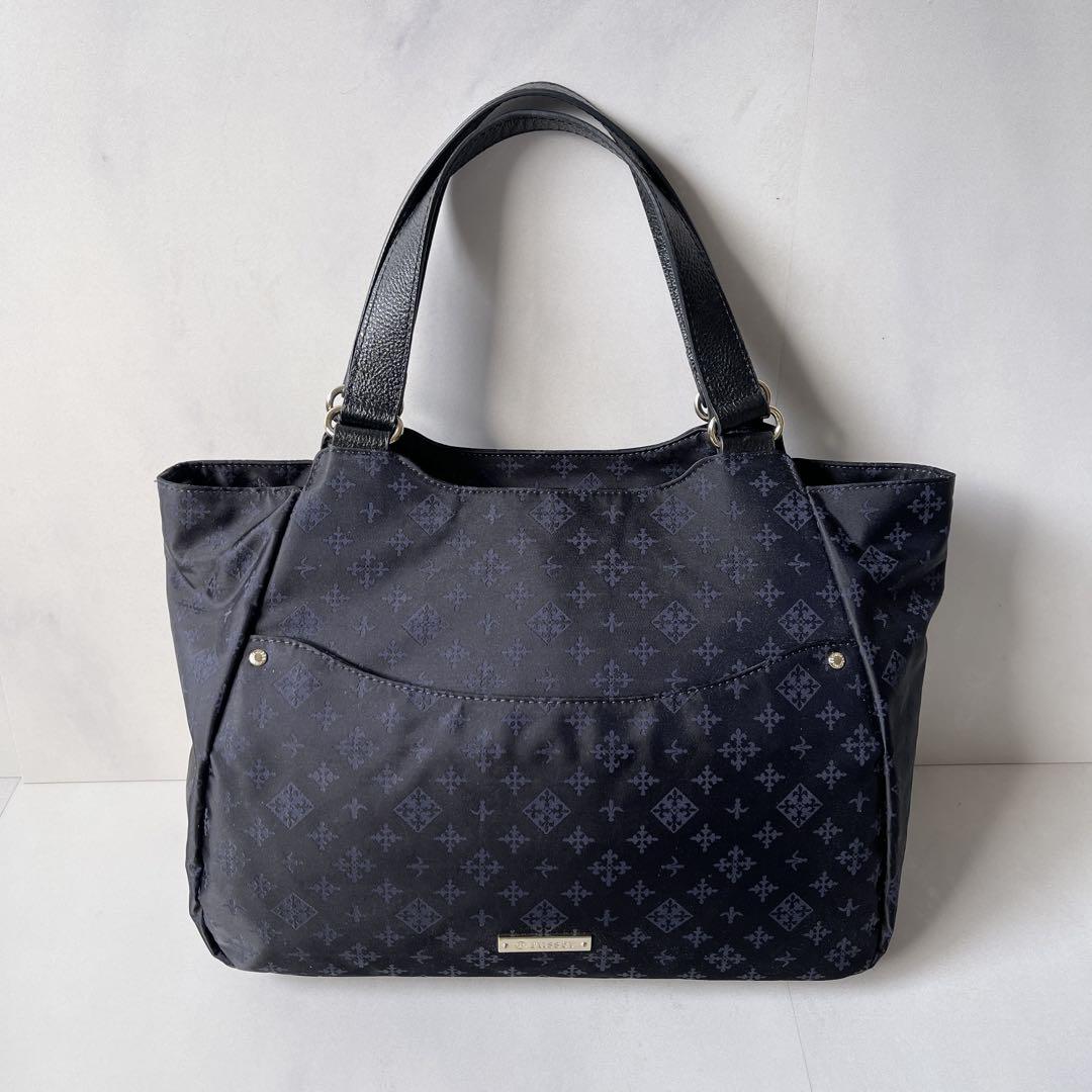 人気商品の中古品・新品・未使用品 トートバッグ russet ラシット 極美品 ナイロン 軽量 モノグラム バッグ
