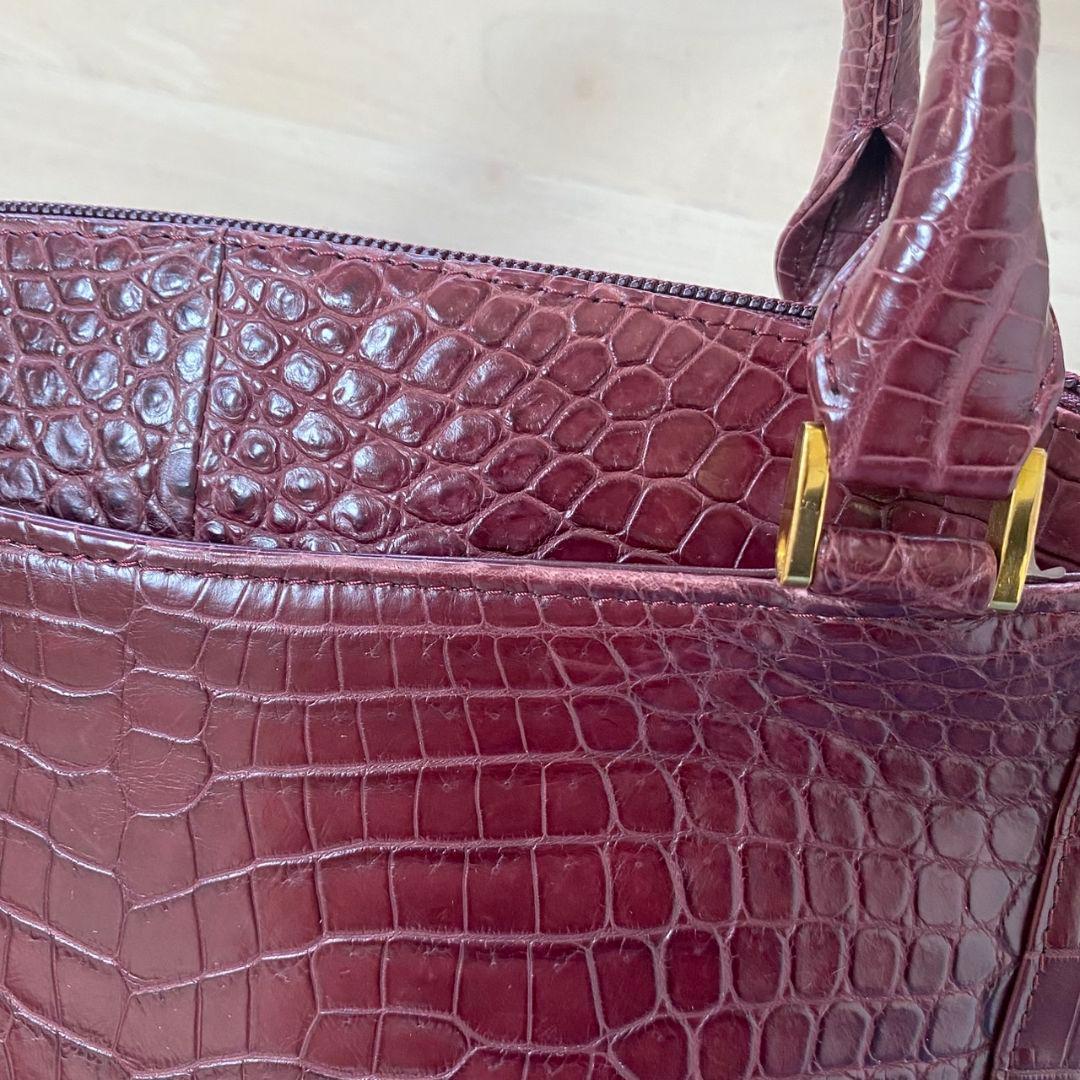 美品　ハンドバッグ　ワインレッド