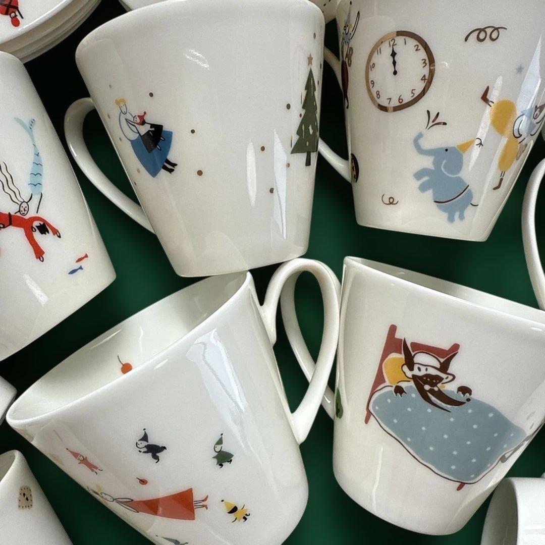 未使用　12客　コーヒーカップ&ソーサー　スプーン　フォークセット　フェリシモ