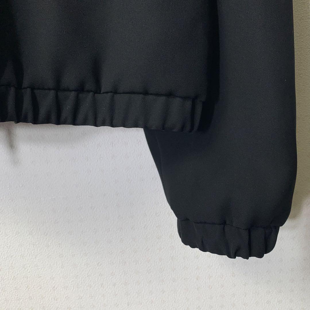 テックブルゾン
