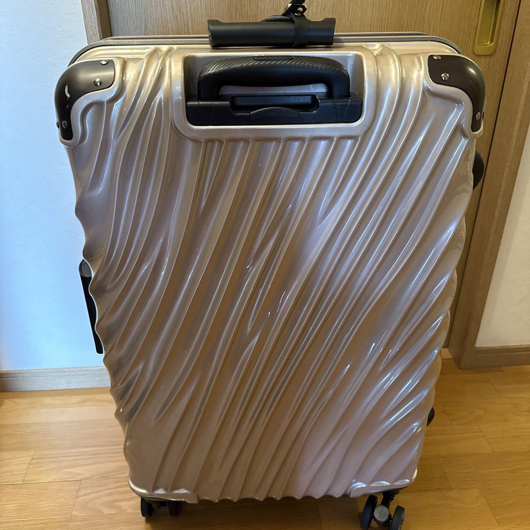 大型　約93L ピンク　波状テクスチャ キャリーケース　スーツケース