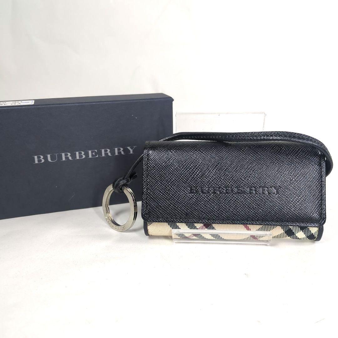 未使用級　バーバリー　BURBERRY　キーケース4連　レザー　ノバチェック　黒