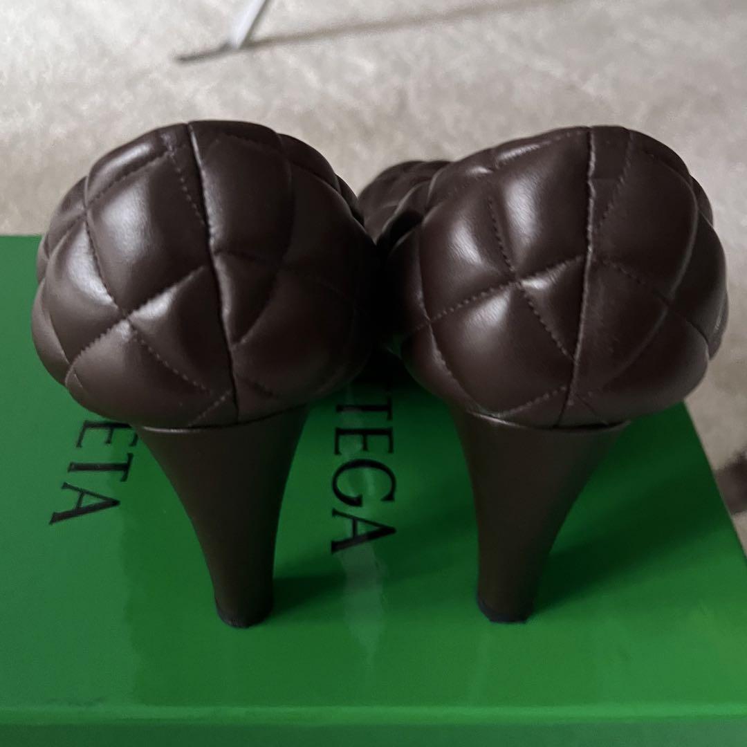 Bottega Veneta パデッドカセット キルティング ヒール パンプス
