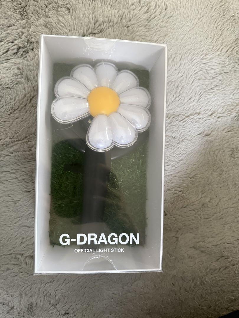G-DRAGON 公式ペンライト 花デザイン