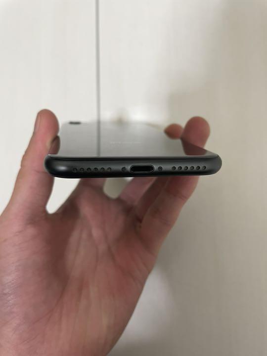 ささき様専用 iPhone 8 SIMロック解除済 dPFSk-m14838313447 超激安定番