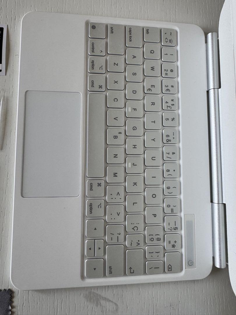 iPad 10用 英語配列キーボード ケース 新品
