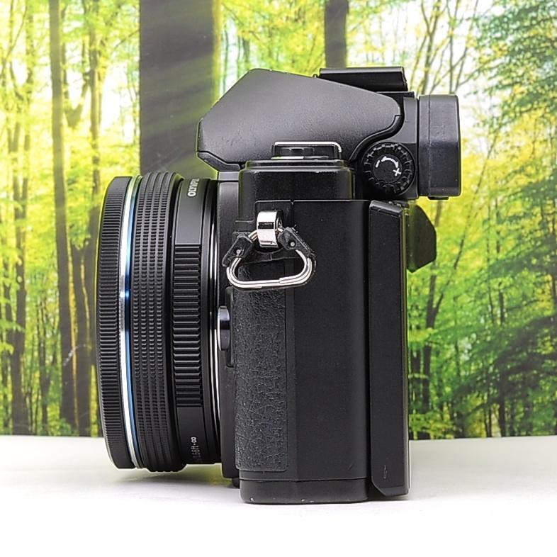 ショット数758枚！WiFi機能つき☆オリンパス E-M10 Mark Ⅱ WiFi機能つき！見た目レトロなミラーレス☆オリンパス E-M10