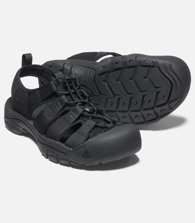KEEN サンダル　週末価格❗️