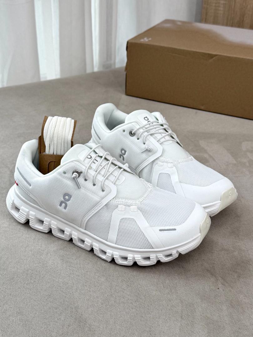 On Cloud 5 ホワイト スニーカー Women's Cloud 5 | White | On United States