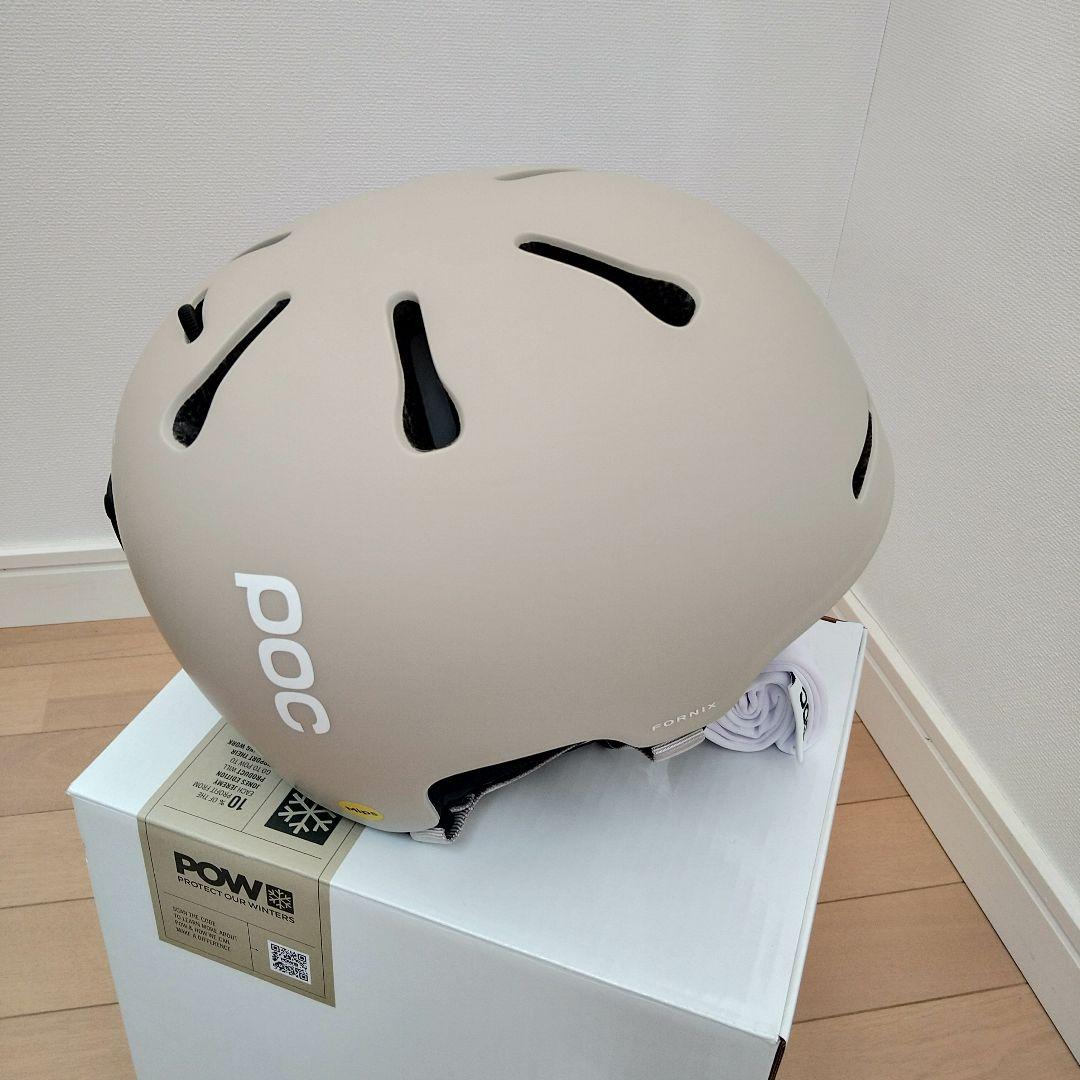 POC  Fornix Mips Pow JJ スノーヘルメット