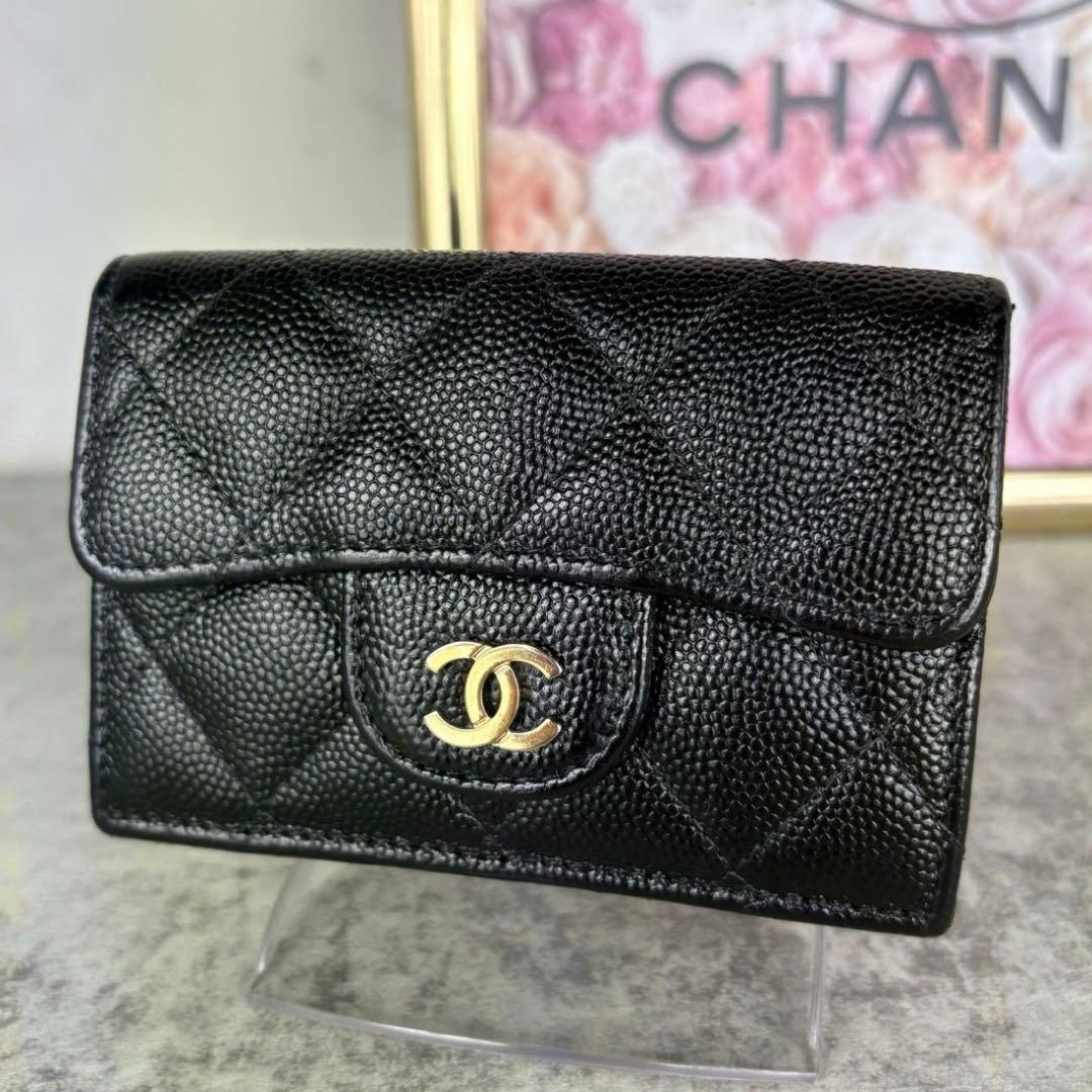 CHANEL マトラッセキャビアスキン三つ折りナノ財布コインケース