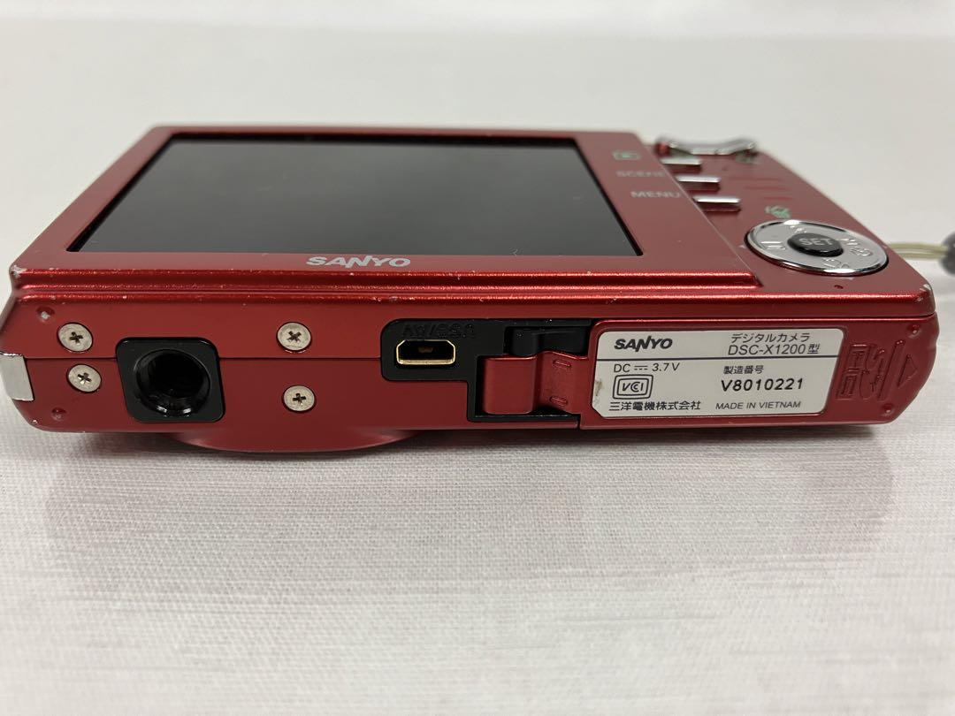 ⭐︎ SANYO Xacti DSC-X1200デジカメ 充電器付き - メルカリ