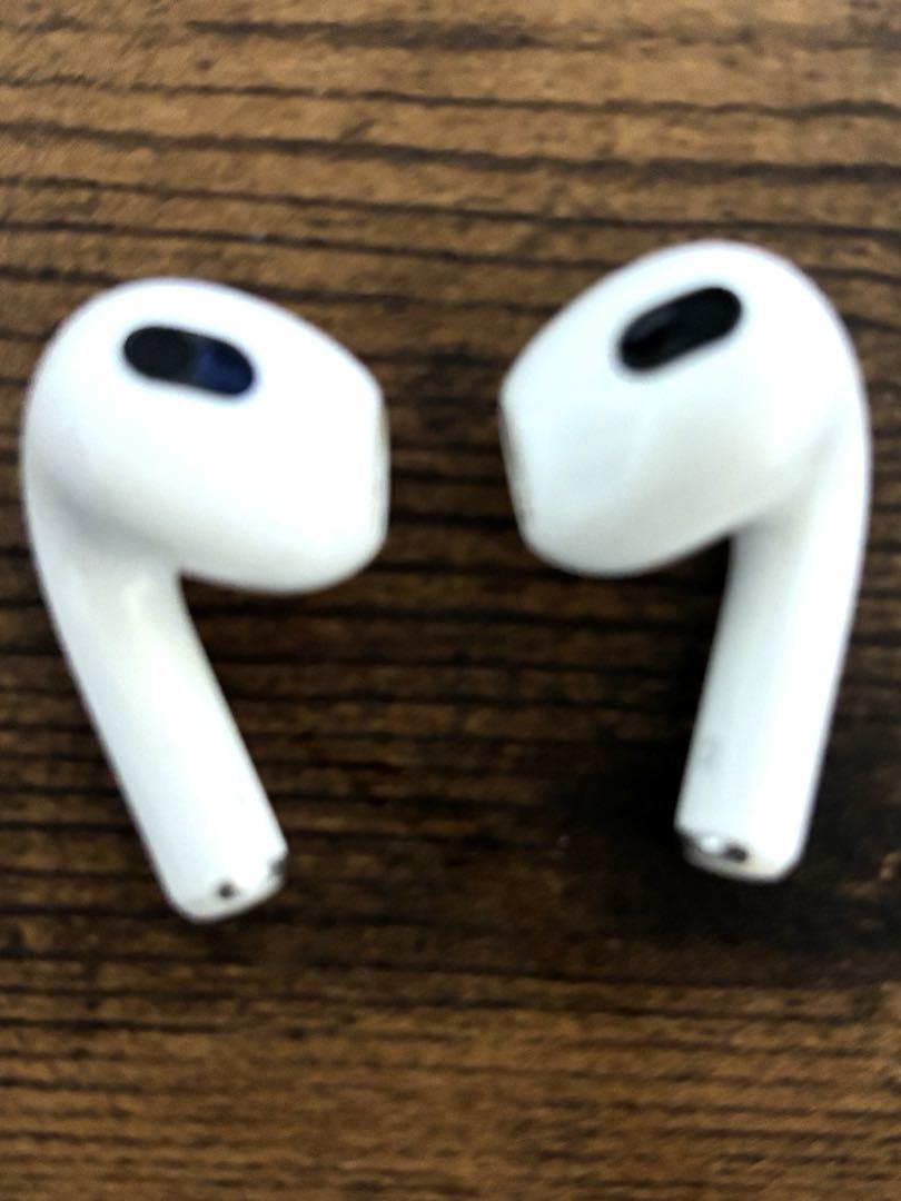 AirPods第3世代ホワイト