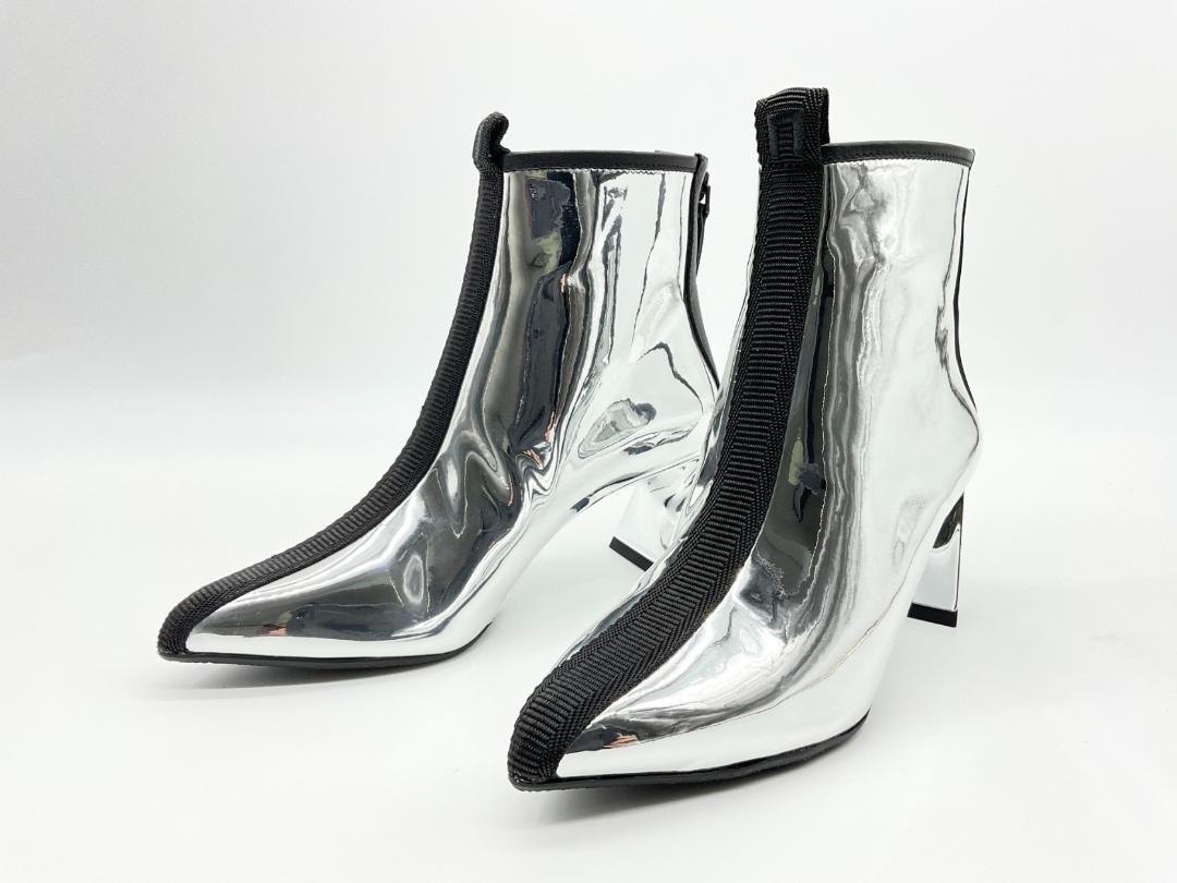 【未使用品】UNITED NUDE Lucid Molten ショートブーツ