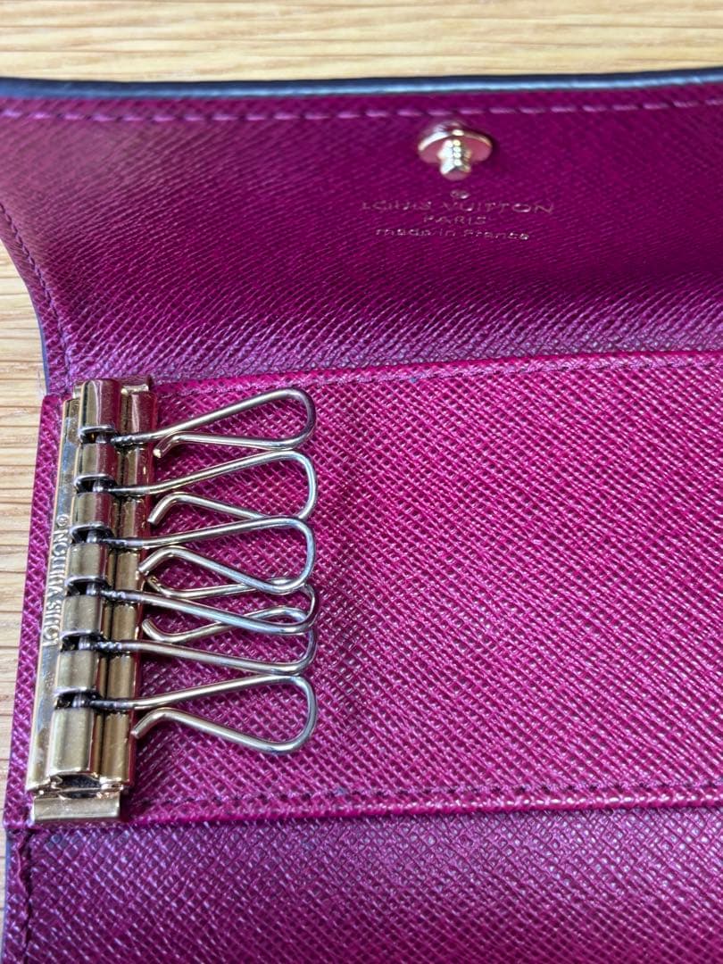 ルイビトン　キーケース６連