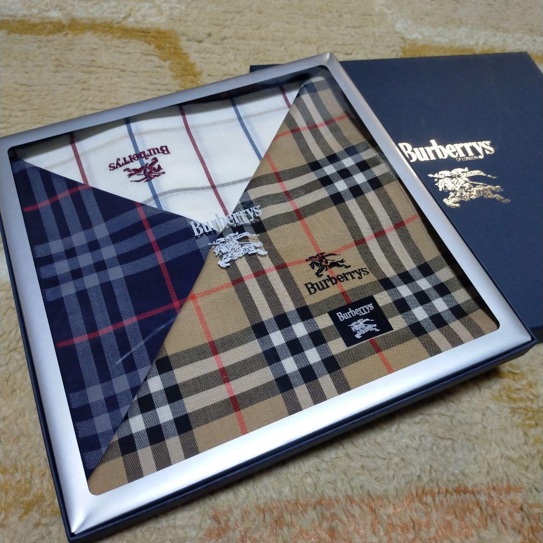 BURBERRY - 【新品未使用】3枚セット BURBERRY ハンカチ