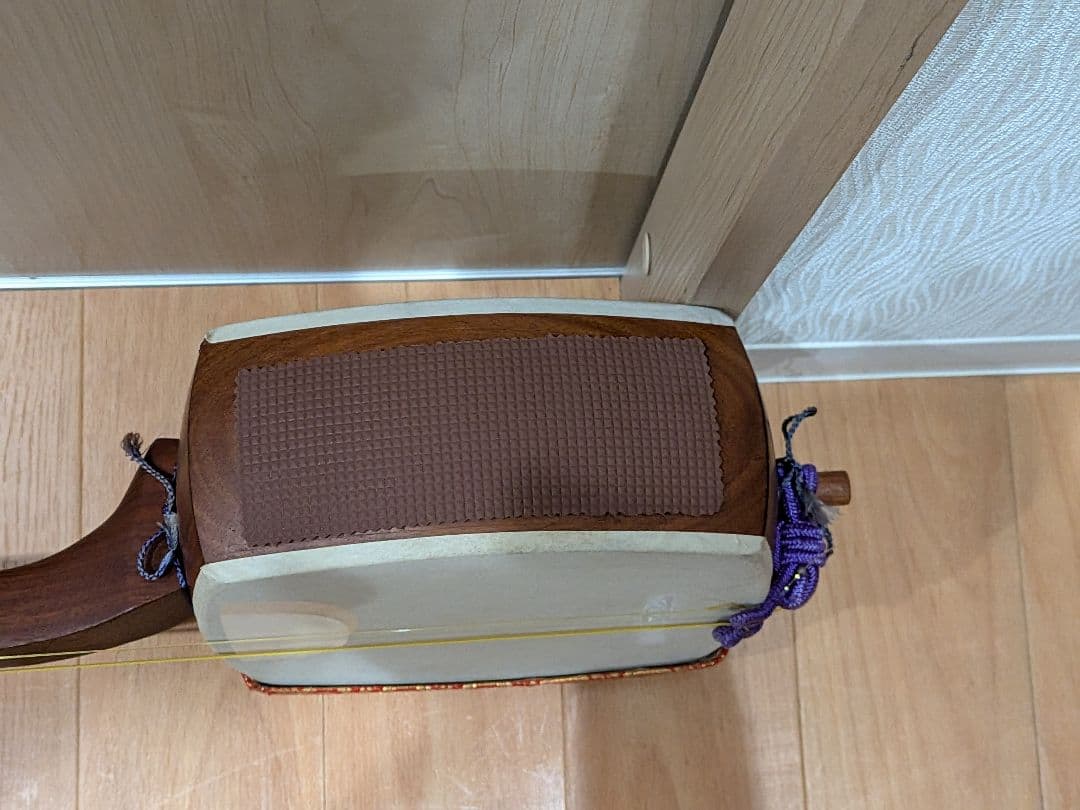 三味線　皮破れなし