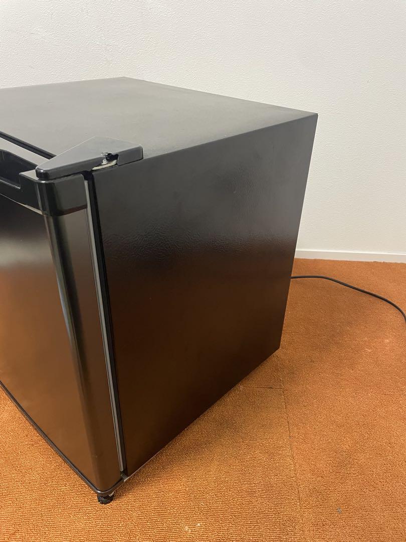 MAXZEN 冷蔵庫 小型 2021年製 46L 右開き ミニ冷蔵庫