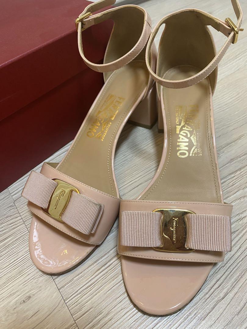 Salvatore Ferragamo フェラガモ ピンク サンダル