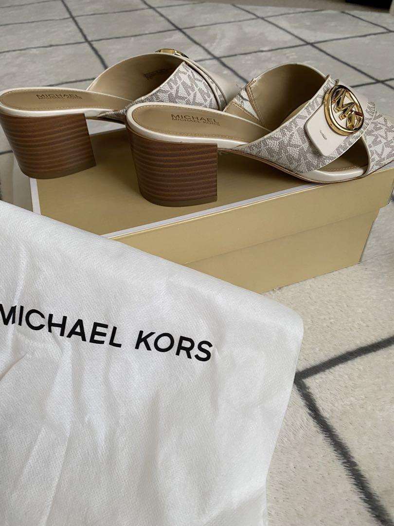 MICHAEL KORS ヒールサンダル 人気の白！