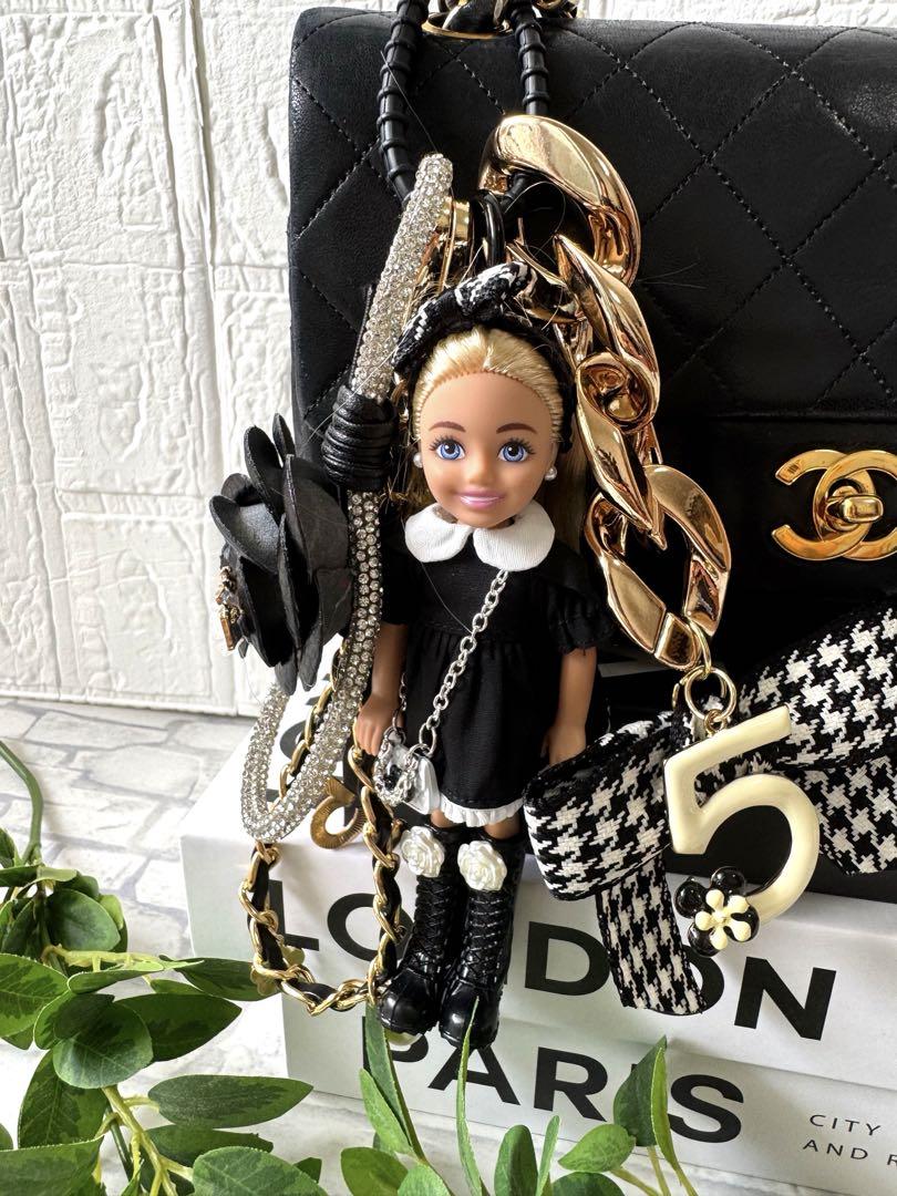マテル人形使用　バービーキーホルダー　バービーチャームチェルシーBarbie