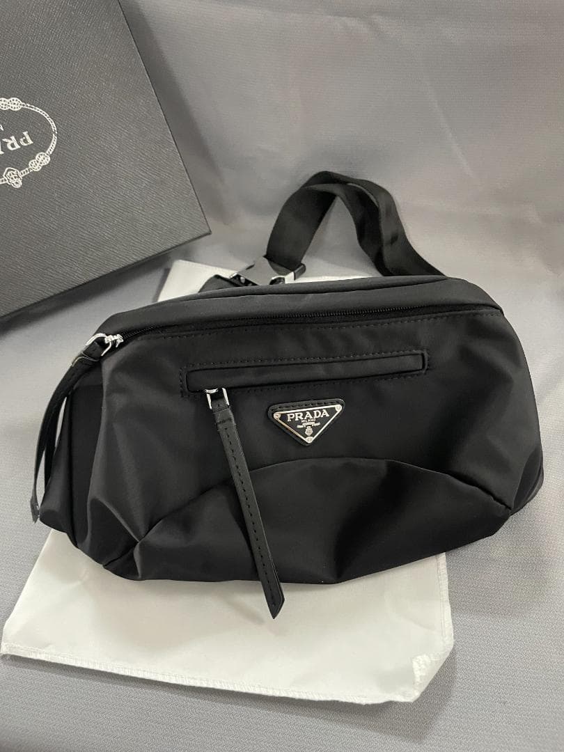 保管品ブラック ハンドバッグ ボディバッグ