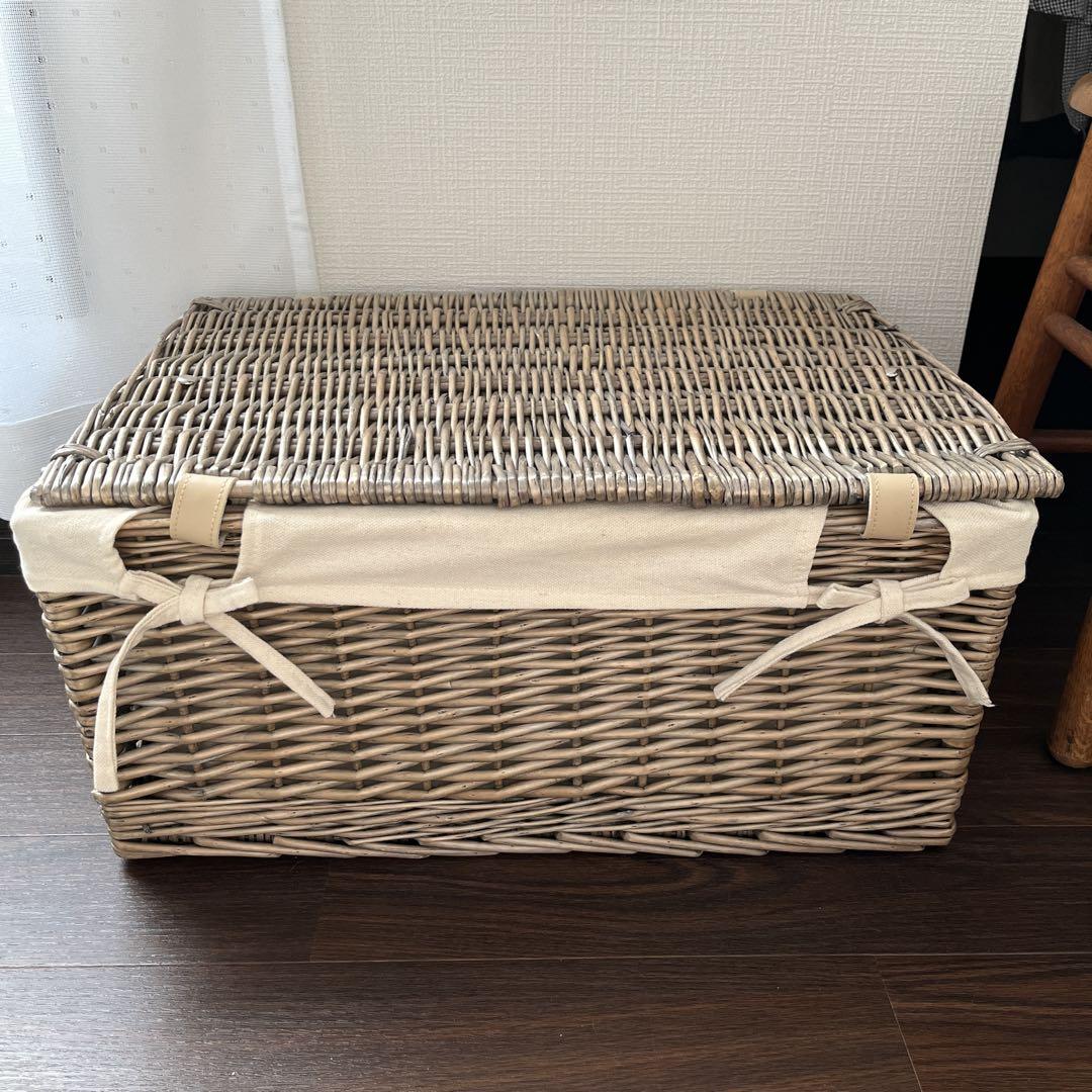 トランクバスケット　ピクニックバスケット　グレージュ　新品