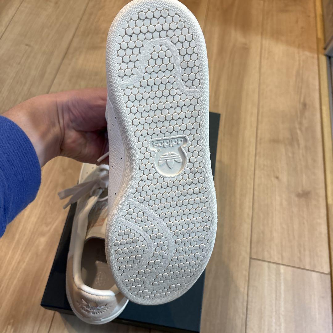 adidas Stan Smith ホワイトレザー