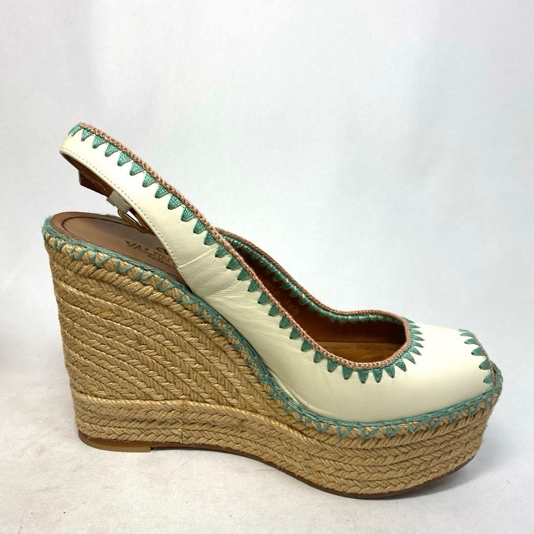 ヴァレンティノガラヴァーニ サンダル