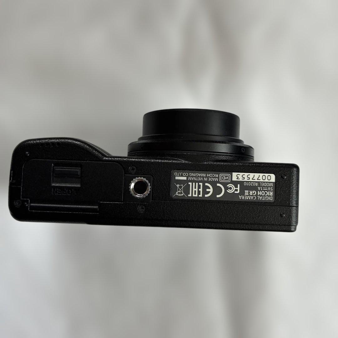 リコーGR3
