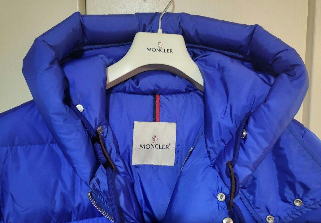 MONCLER メンズダウンジャケット 青色
