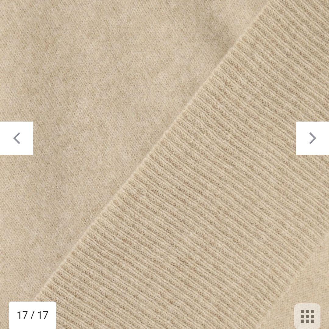 23区　CARIAGGI　ウールカシミヤ Vネック ニット　ベージュ
