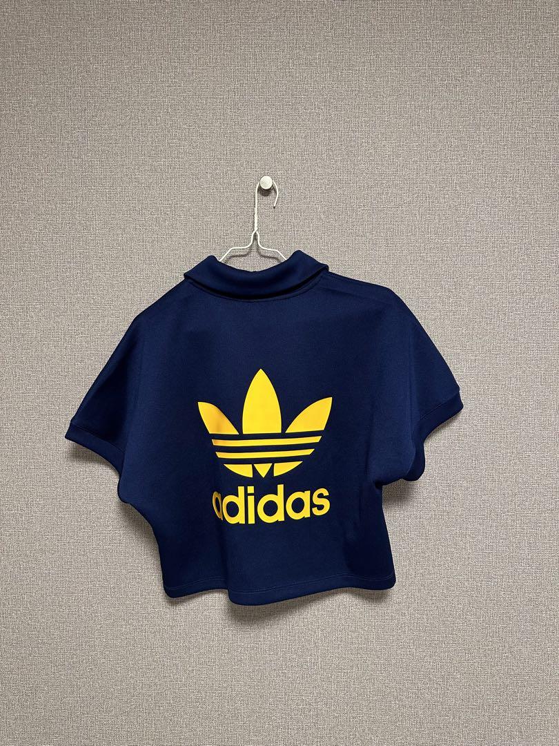adidas ネイビー ショート丈トップス