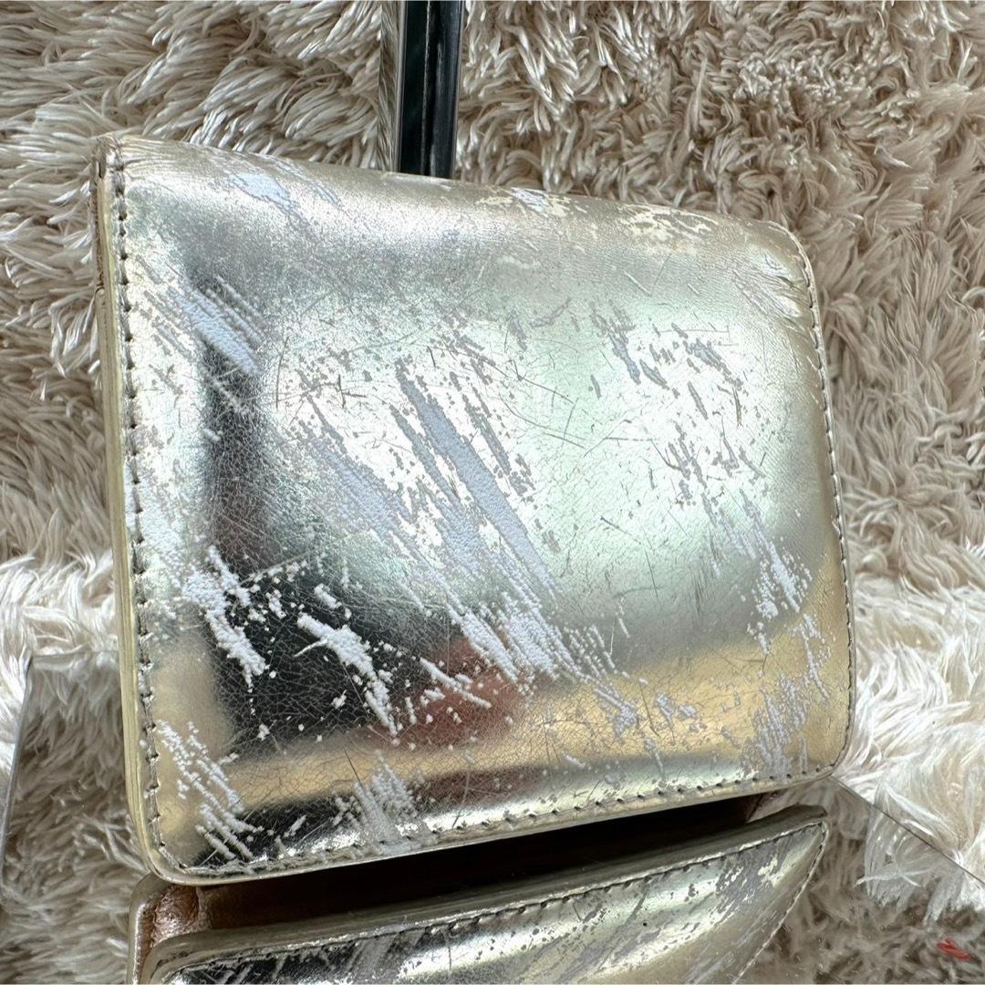 【美品】メゾンマルジェラ 二つ折り財布 ゴールド カレンダーロゴ レディース