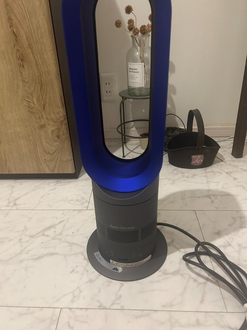 Dyson AM05 hot&cool ファンヒーター 2017年製 動作品 Amazon | Dyson AM05 Hot + Cool Fan Heater, White/Silver by