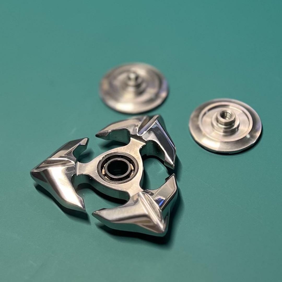 正規品」lark EDC ハンドスピナー フィジェットトイ ベアリング