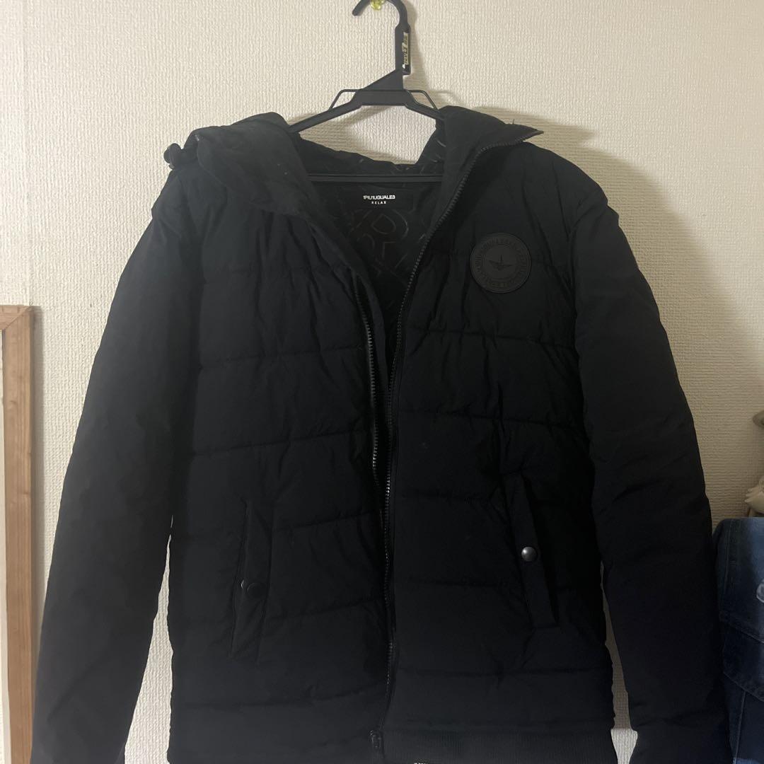 1PIU1UGUALE3 ブラックダウンジャケット ジャケット・アウター