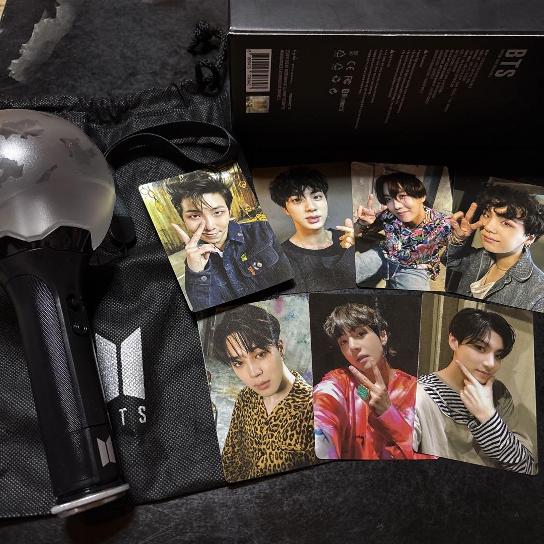 BTS bts アルバム シーグリ　サマパケ　ペンライト　トレカ　セット BTS オフィシャル ライト スティックver3 トレカ セット - メルカリ