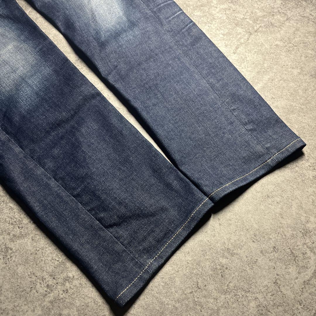 SLIM FIT