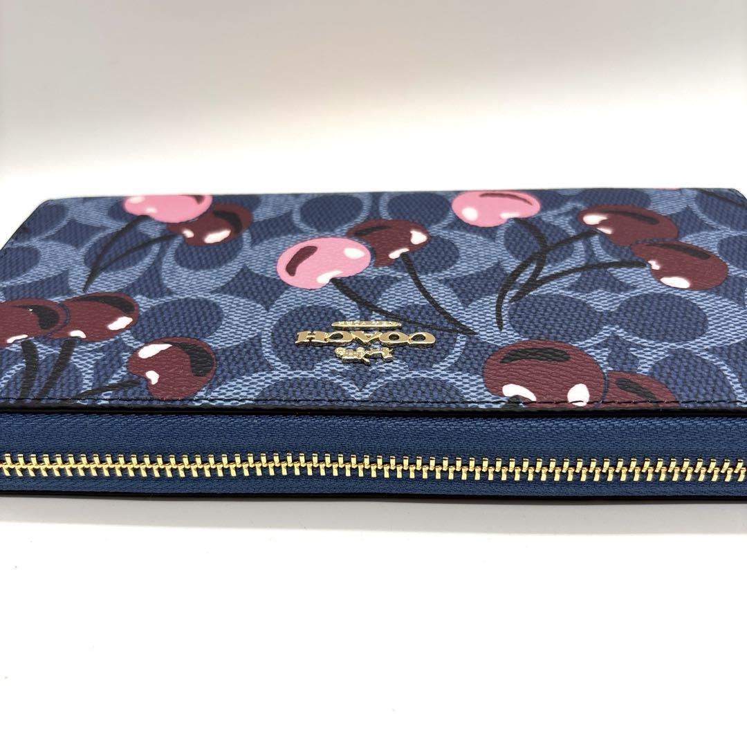 【新作　新品未使用】COACH/コーチ　2025春夏モデルCZ328デニムマルチ