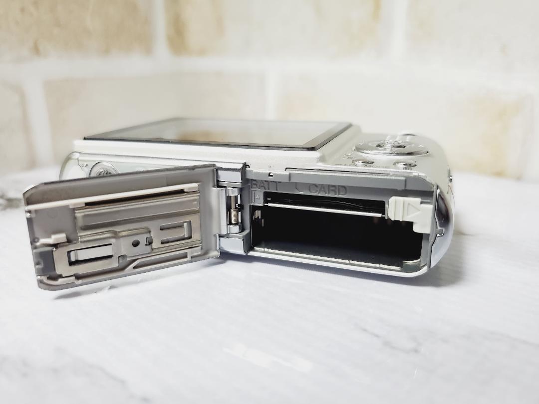 【RM73】Panasonic LUMIX DMC-FX01 デジカメ