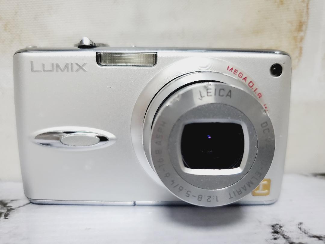 【RM73】Panasonic LUMIX DMC-FX01 デジカメ