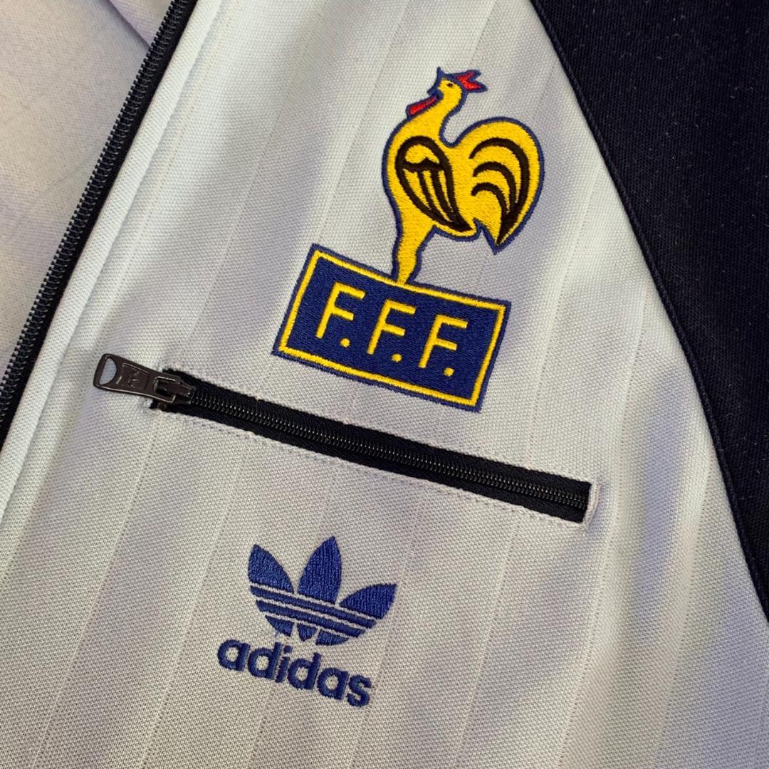 adidas　オリジナルス　ジャージ 　FRANCE1982　L