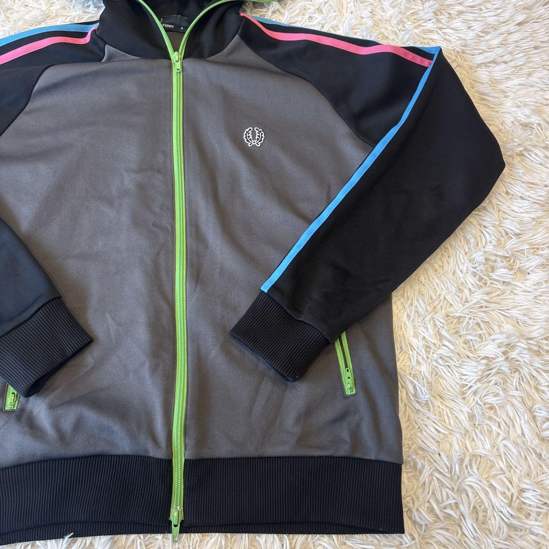 FRED PERRY カラフルなトラックジャケット