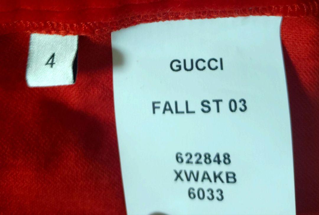 訳あり】希少 GUCCI グッチ 子供用ワンピース コーデュロイ 赤 4 訳あり】希少 GUCCI グッチ 子供用ワンピース コーデュロイ 赤 4