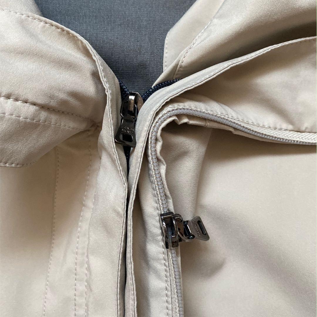 2000s PRADA sport SGV266 GORE-TEX jacket 2000s PRADA sport SGV266 GORE-TEX jacket