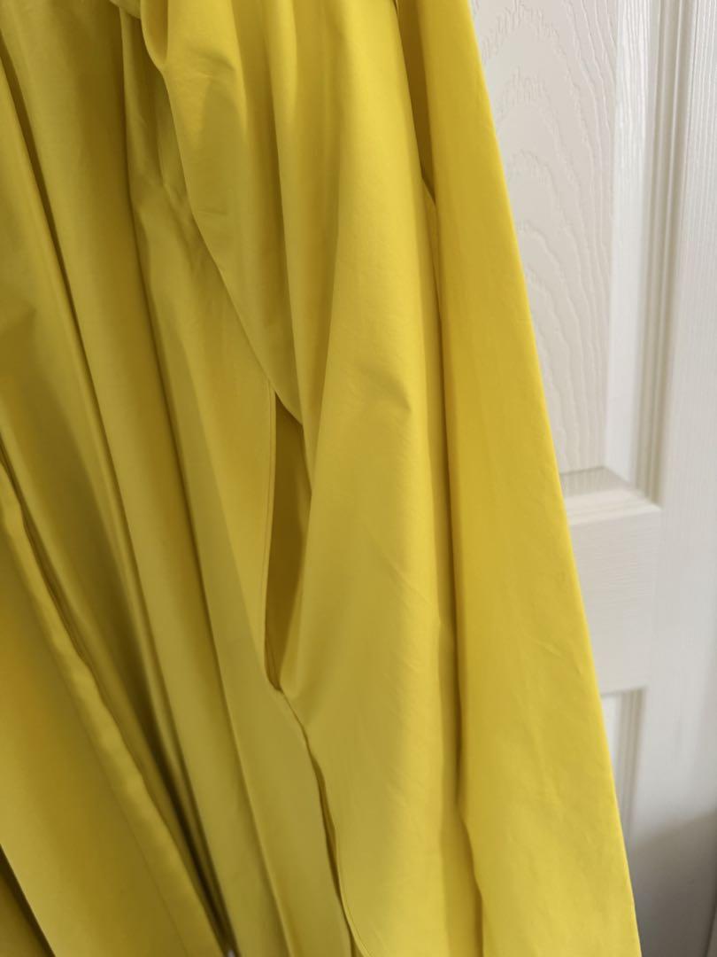 CH CAROLINA HERRERA シャツワンピース 専門店へようこそ。